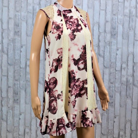 Floral dress BCBG GENERATION sz x-small - Picture 1 of 6